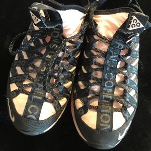 Kids Nike ACG sneakers